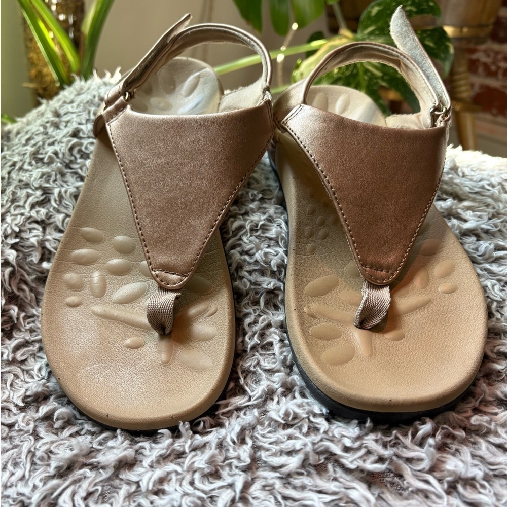 Blush pink sandals, tagged: 36